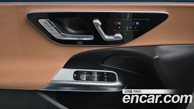 Mercedes-Benz E-Class E200 AMG Line