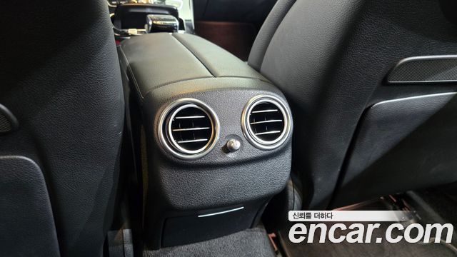 Mercedes-Benz E-Class E300 4MATIC Avnatgarde