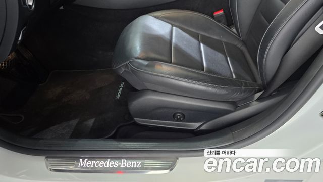 Mercedes-Benz E-Class E300 4MATIC Avnatgarde