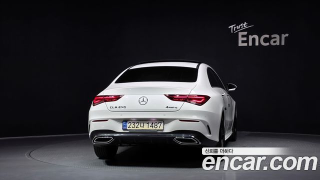 Mercedes-Benz CLA-Class CLA250 4MATIC