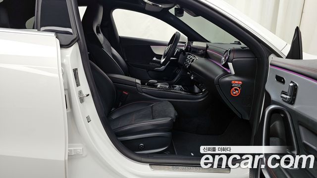 Mercedes-Benz CLA-Class CLA250 4MATIC