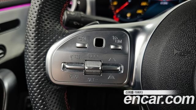 Mercedes-Benz CLA-Class CLA250 4MATIC