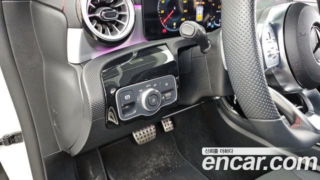 Mercedes-Benz CLA-Class CLA250 4MATIC