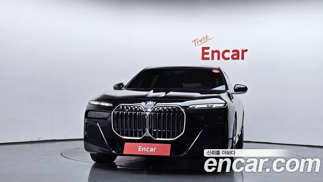 BMW 7-Series 740i xDrive M Sport