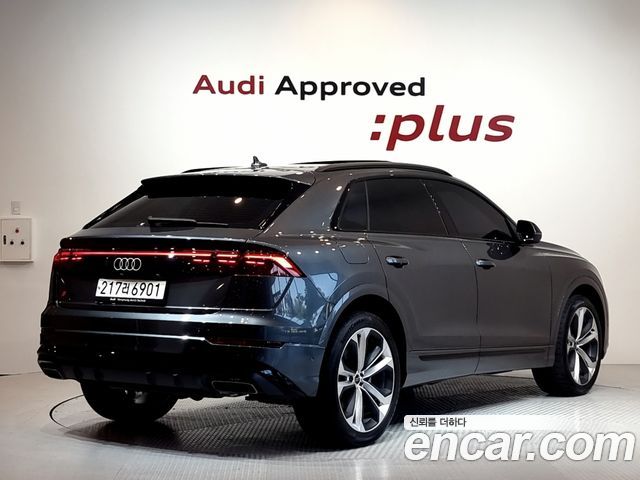 Audi Q8 55 TFSI Quattro Premium