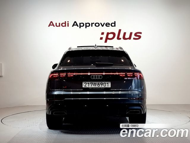 Audi Q8 55 TFSI Quattro Premium