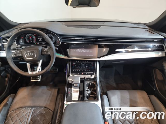 Audi Q8 55 TFSI Quattro Premium