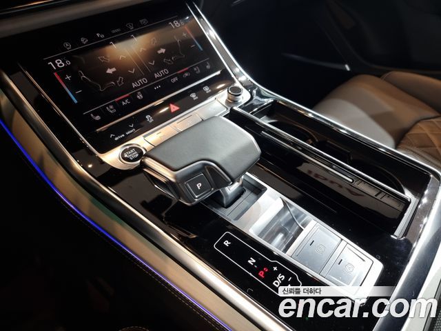 Audi Q8 55 TFSI Quattro Premium