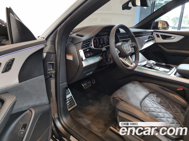 Audi Q8 55 TFSI Quattro Premium