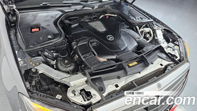 Mercedes-Benz E-Class E450 4MATIC Exclusive