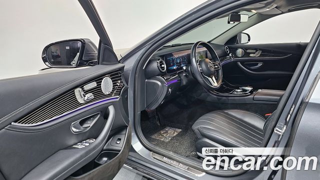 Mercedes-Benz E-Class E450 4MATIC Exclusive