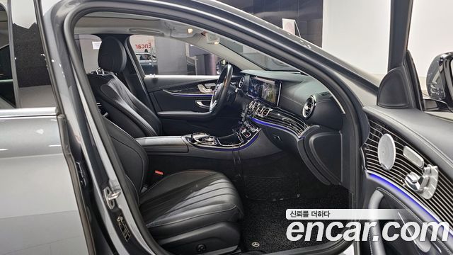 Mercedes-Benz E-Class E450 4MATIC Exclusive