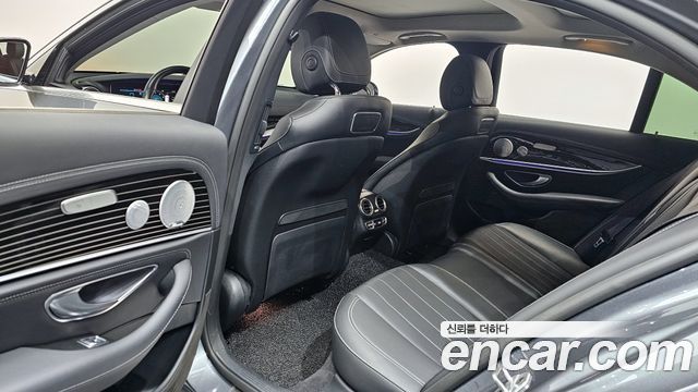 Mercedes-Benz E-Class E450 4MATIC Exclusive