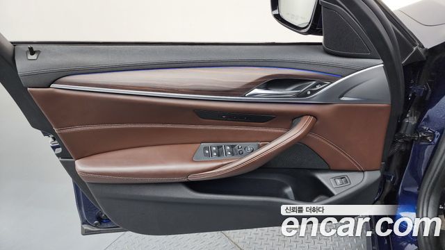 BMW 5-Series 520d M Sport Package Plus