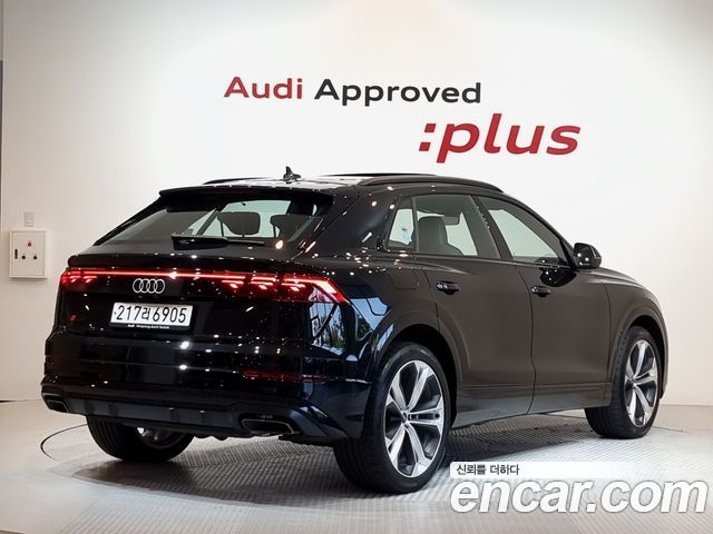 Audi Q8 55 TFSI Quattro Premium