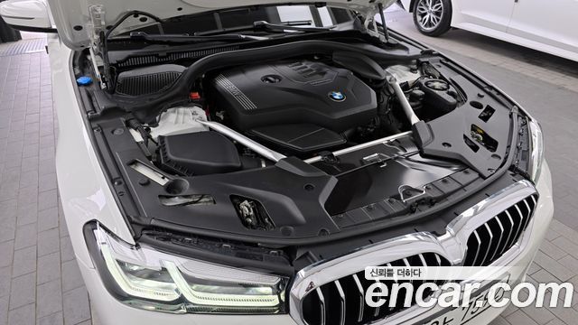 BMW 5-Series 520i M Sport