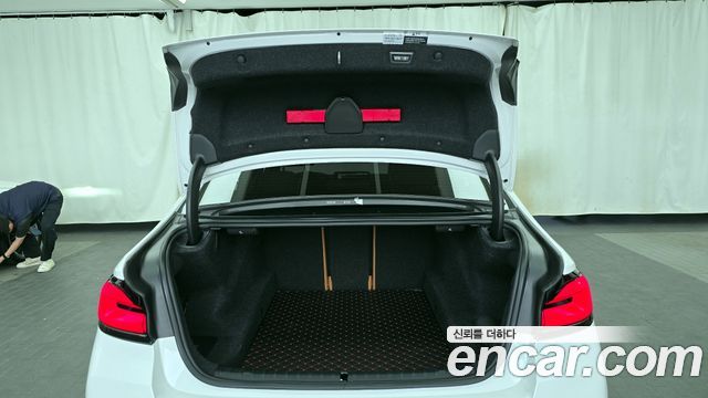 BMW 5-Series 520i M Sport