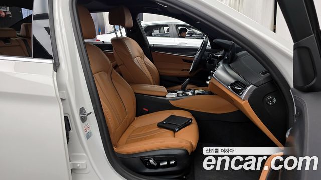 BMW 5-Series 520i M Sport