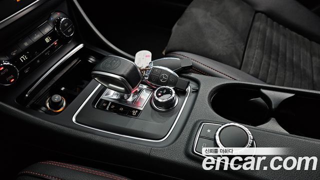 Mercedes-Benz GLA-Class GLA45 AMG 4MATIC
