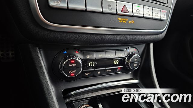 Mercedes-Benz GLA-Class GLA45 AMG 4MATIC