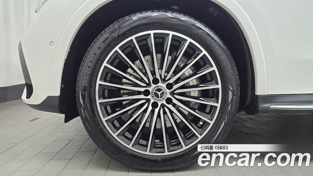 Mercedes-Benz GLC-Class GLC300 4MATIC Coupe