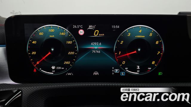 Mercedes-Benz CLA-Class CLA250 4MATIC