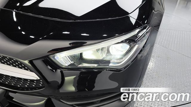 Mercedes-Benz CLA-Class CLA250 4MATIC