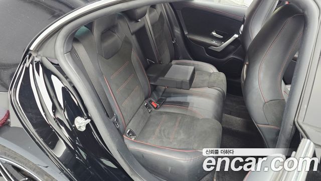 Mercedes-Benz CLA-Class CLA250 4MATIC