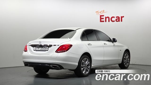 Mercedes-Benz C-Class C350e