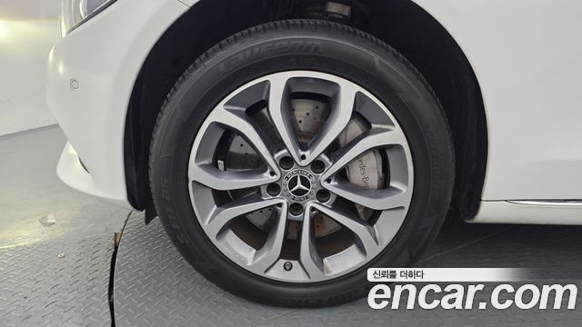 Mercedes-Benz C-Class C350e