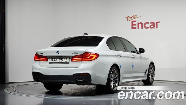 BMW 5-Series 530i xDrive M Sport Package Plus