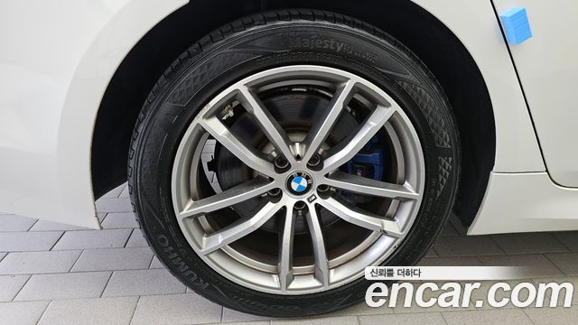 BMW 5-Series 530i xDrive M Sport Package Plus