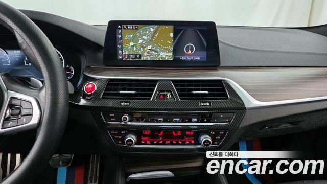 BMW 5-Series 530i xDrive M Sport Package Plus