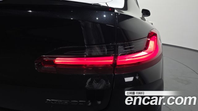 BMW X4 xDrive20i M Sport