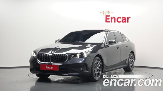 BMW 5-Series 520i