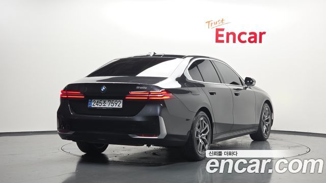 BMW 5-Series 520i