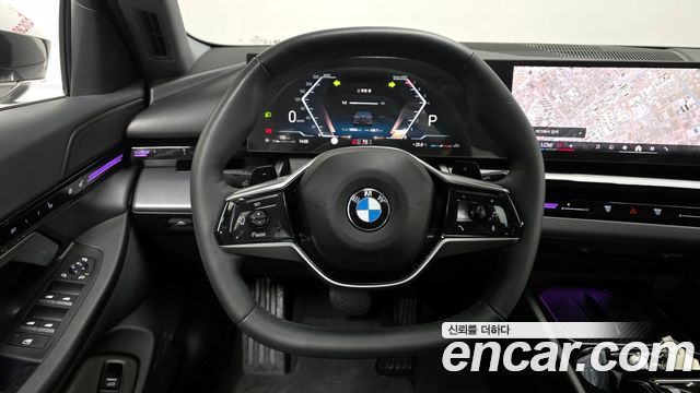BMW 5-Series 520i