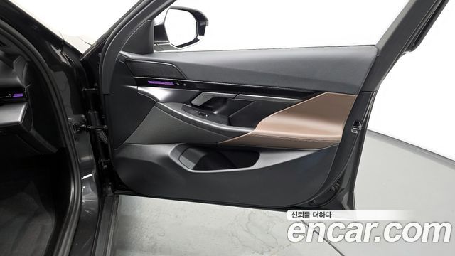 BMW 5-Series 520i