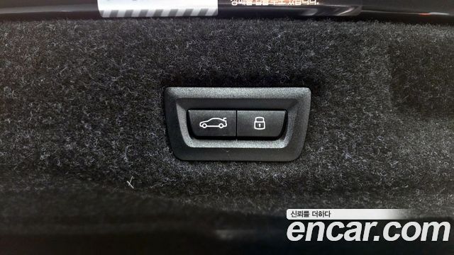 BMW 5-Series 520i