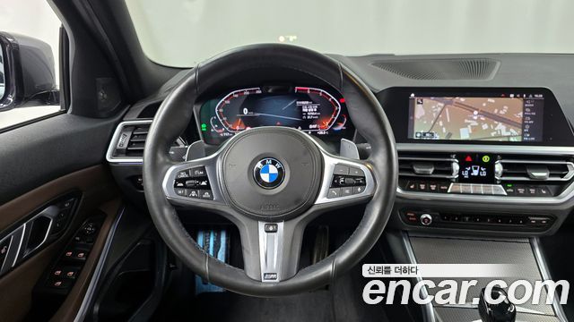 BMW 3-Series 330i xDrive M Sport