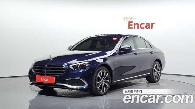 Mercedes-Benz E-Class E300e 4MATIC Exclusive