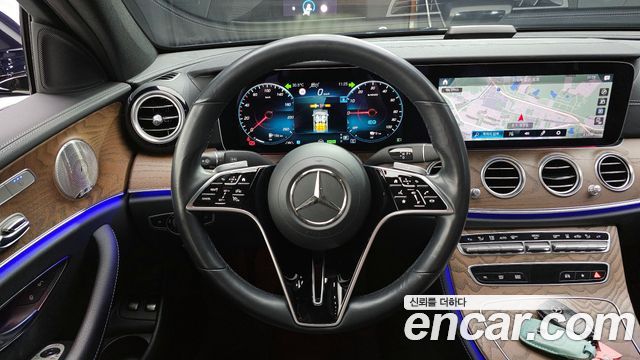 Mercedes-Benz E-Class E300e 4MATIC Exclusive