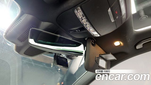 Mercedes-Benz E-Class E300e 4MATIC Exclusive