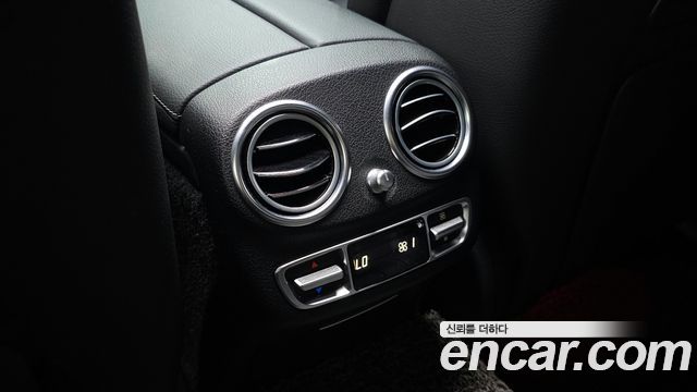 Mercedes-Benz E-Class E300e 4MATIC Exclusive