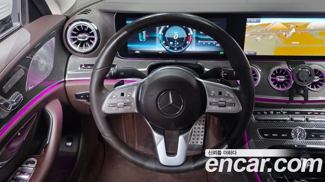 Mercedes-Benz CLS-Class CLS300d AMG Line