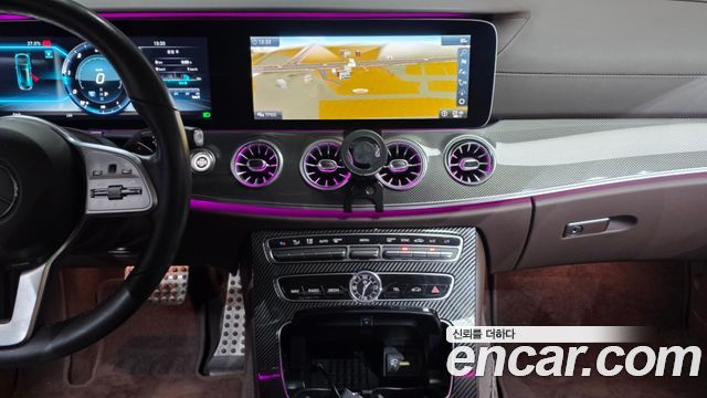 Mercedes-Benz CLS-Class CLS300d AMG Line