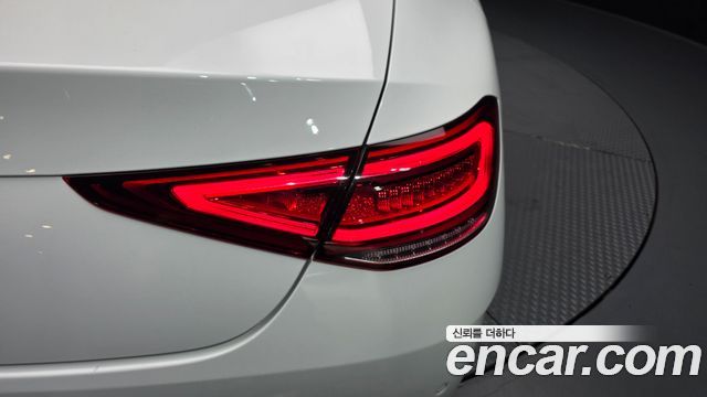 Mercedes-Benz CLS-Class CLS300d AMG Line