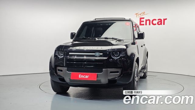 Land Rover Defender 110 P300 X-Dynamic SE