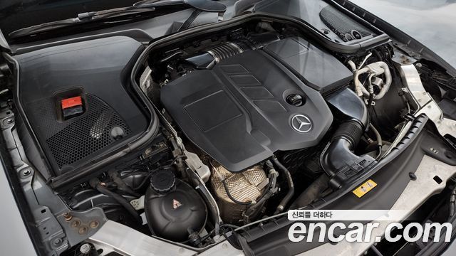 Mercedes-Benz E-Class E220d Coupe
