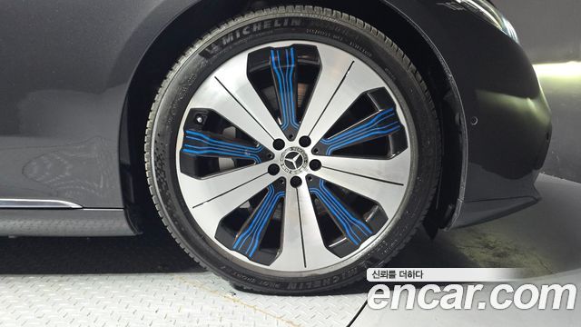 Mercedes-Benz EQS EQS350